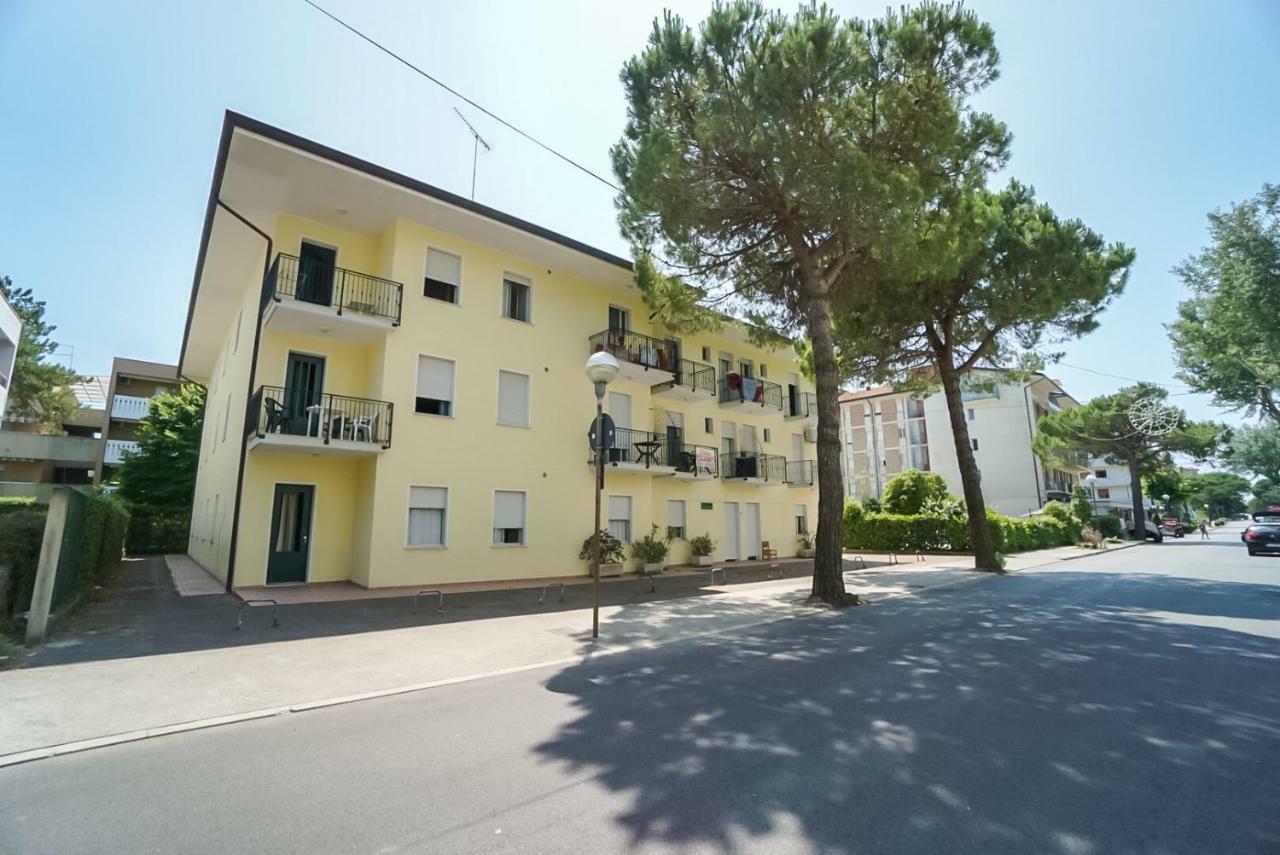 Condominio Brionetta Bibione Exterior foto